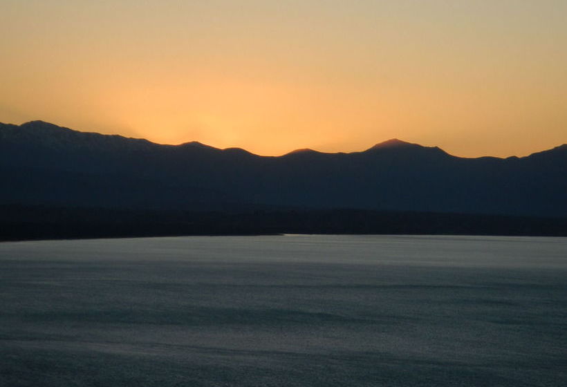 The Beach House Nelson B&b 9