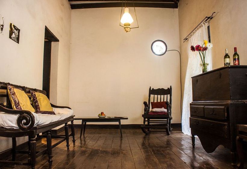 Pension Quarto De Casa Tipri 13