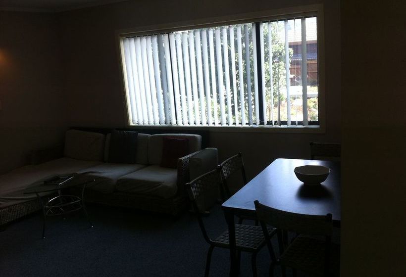 Ocean Waves Motel 12