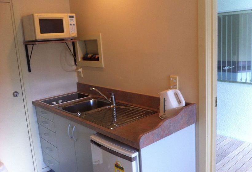 Ocean Waves Motel 19