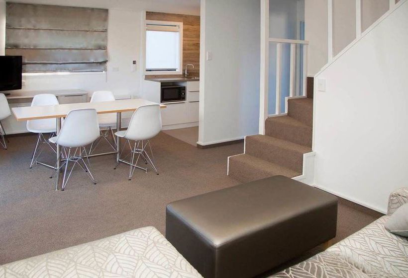 Motel Aria On Bank 10