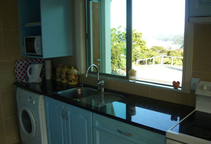 Swallows Nest Accommodation 11