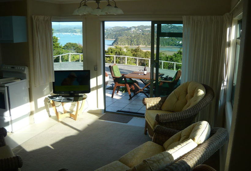 Swallows Nest Accommodation 12