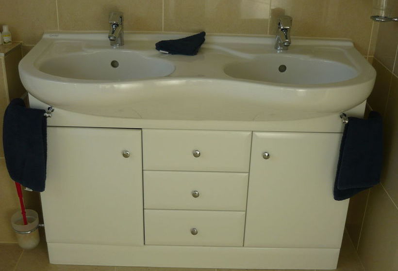 Swallows Nest Accommodation 16