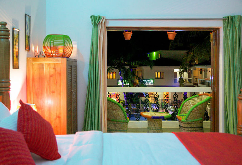 Hotel Aromiaa Villas 11