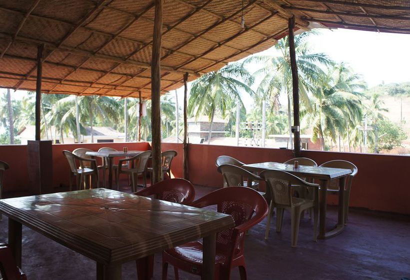 Hotel Shiva Beach House Mandrem Goa