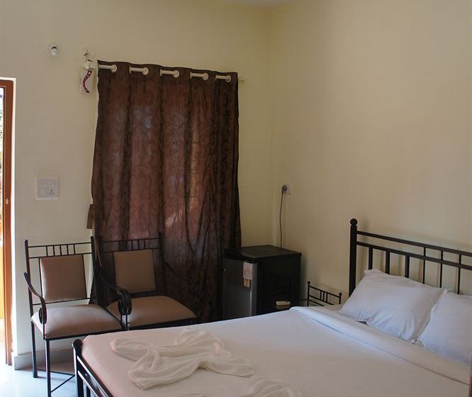 Hotel Shiva Beach House 14