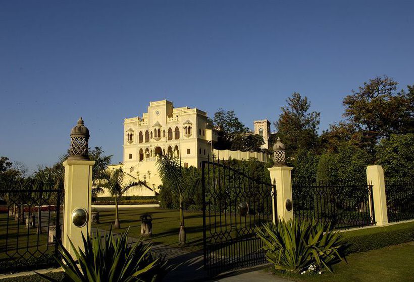 Resort Ananda In The Himalayas 1