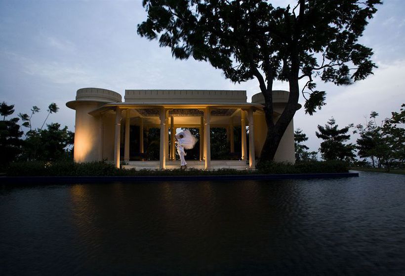 Resort Ananda In The Himalayas 4