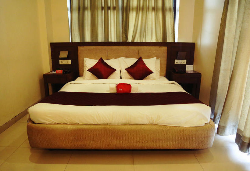 Hotel Oyo Premium Chakan 4