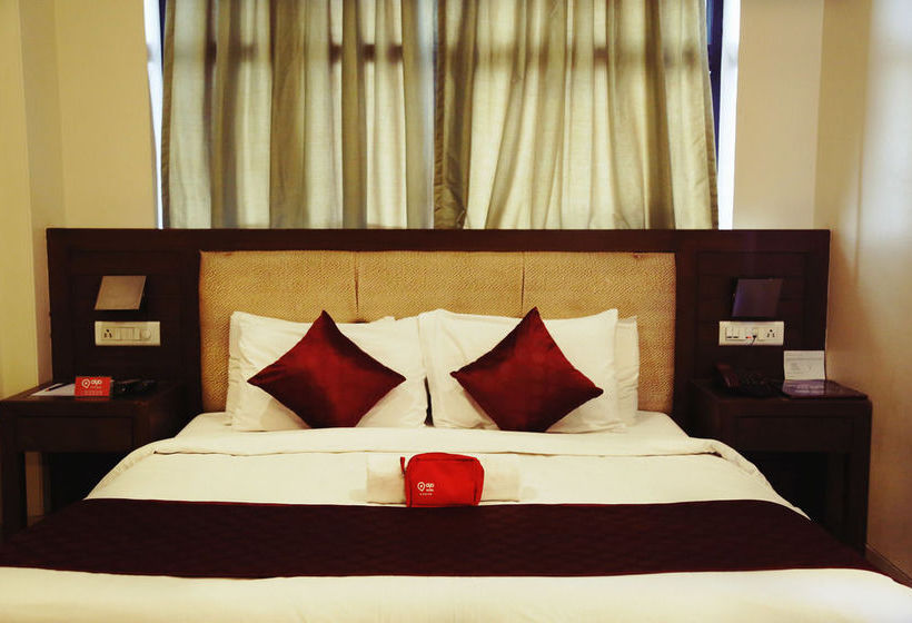 Hotel Oyo Premium Chakan 6