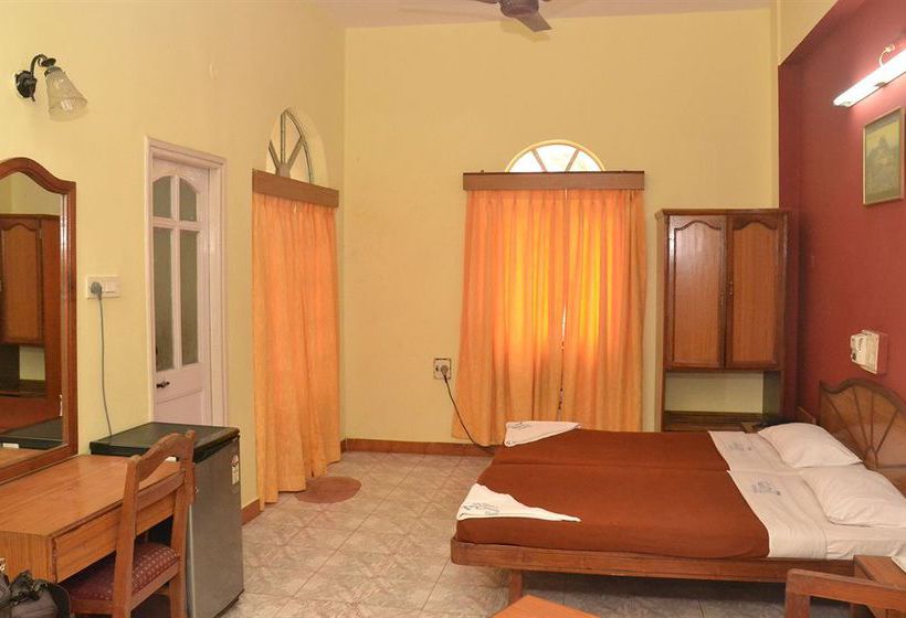 Hotel Farmagudi Hill Retreat 4