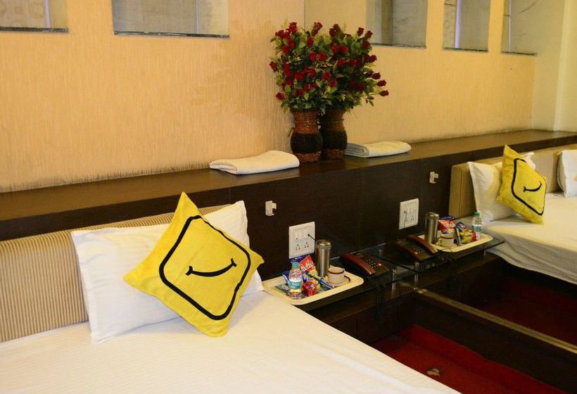 Hotel Stay Vista Rooms At Pune Highway Wakad 2