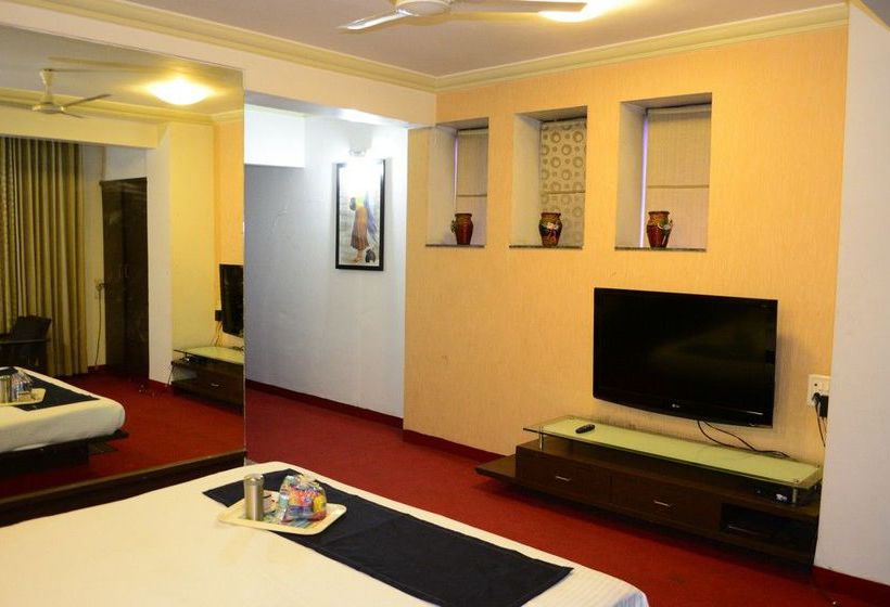 Hotel Stay Vista Rooms At Pune Highway Wakad 7