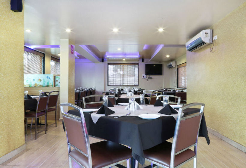 Hotel Zo Rooms Bhumkar Chowk 10