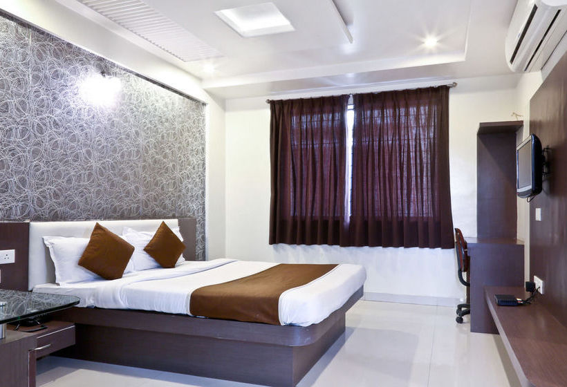 Hotel Zo Rooms Bhumkar Chowk 13