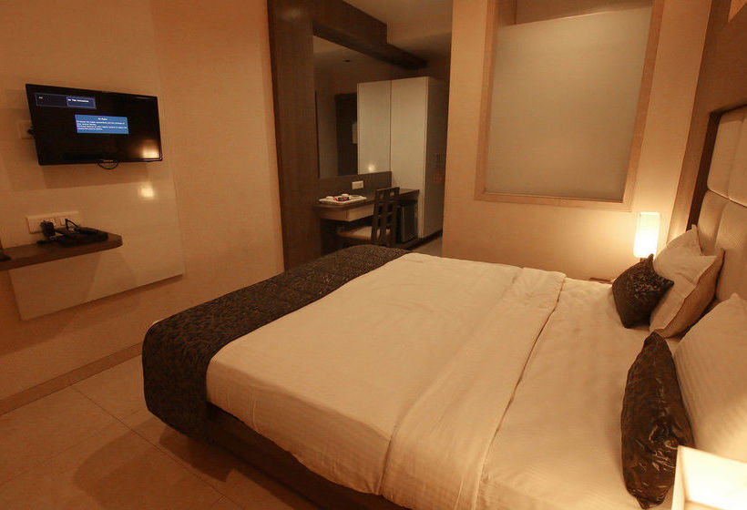 Hotel Oyo Premium Navi Mumbai Panvel Bus Stop 3