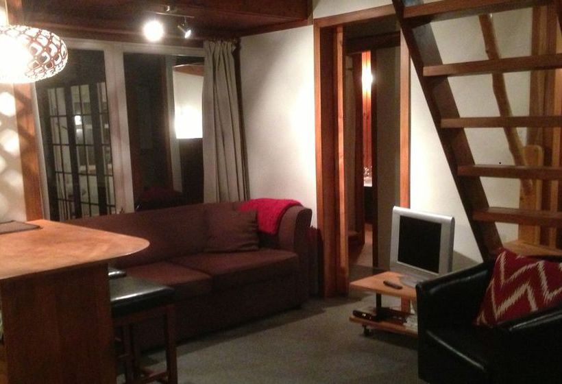 Hotel The Coromandel Treehouse 1