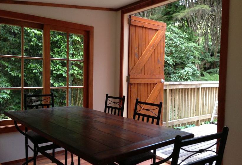 Hotel The Coromandel Treehouse 8