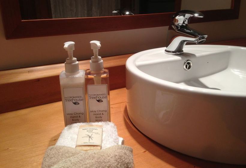 Hotel The Coromandel Treehouse 9