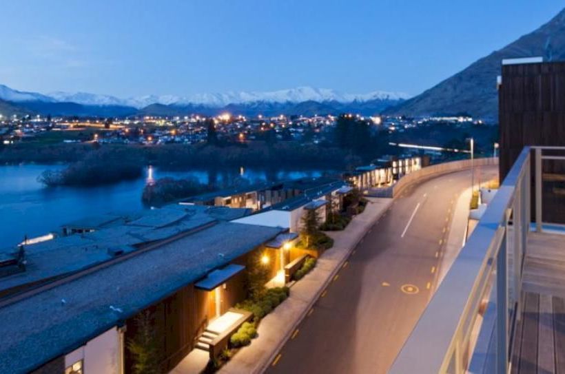 Queenstown Village Apartment 10