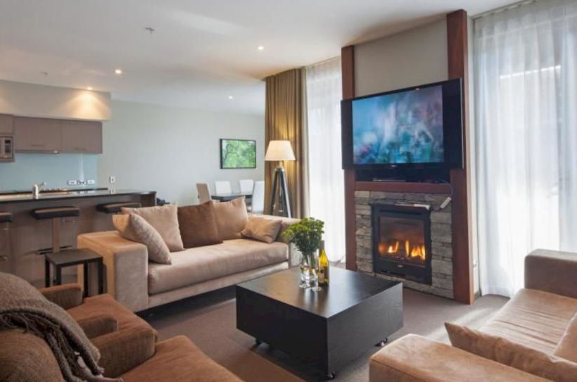 Queenstown Village Apartment 11