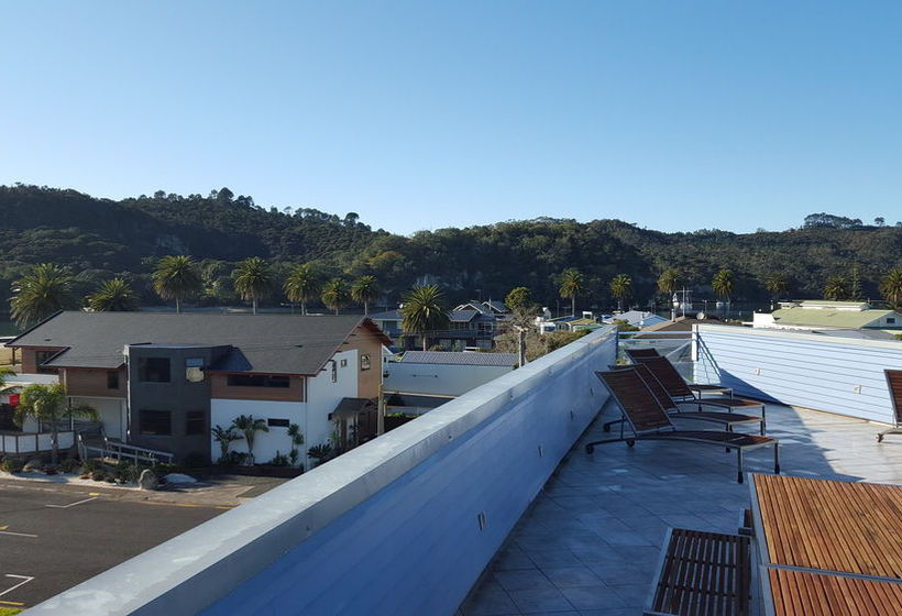 Crowsnest Apartments 10