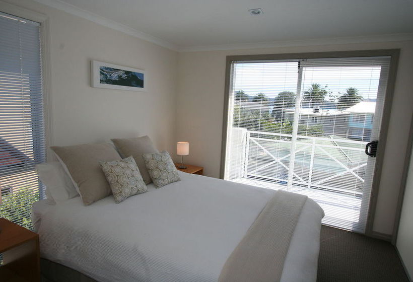 Crowsnest Apartments 19