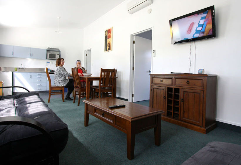 Motel Waikanae Beach Top 10 Holiday Park 11
