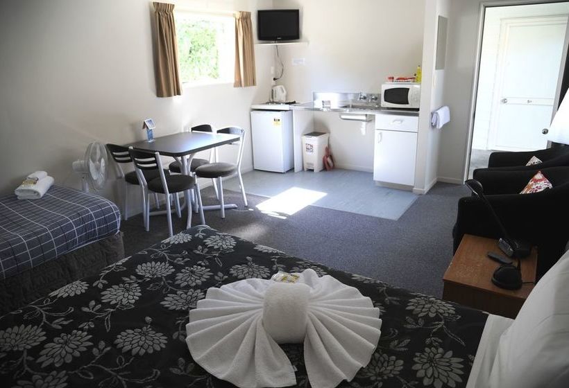 Motel Blenheim Top 10 Holiday Park 11