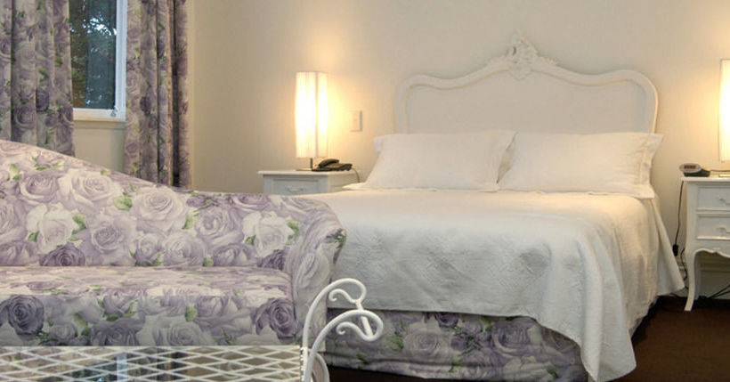 Hotel The White Swan Country 7