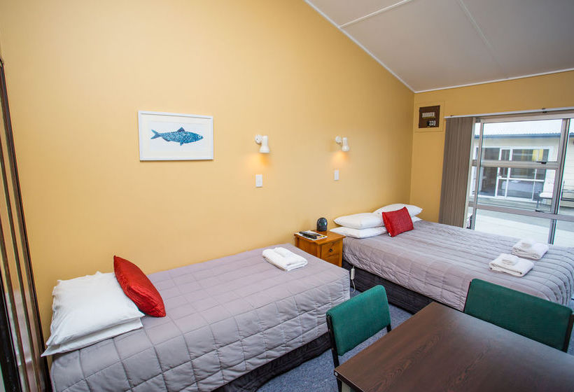 Homestead Lodge Motel 17