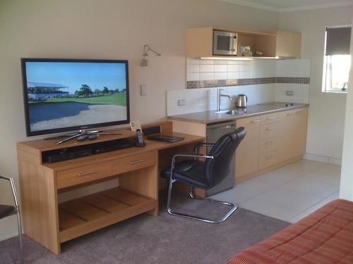 Dupont Executive Motels 2