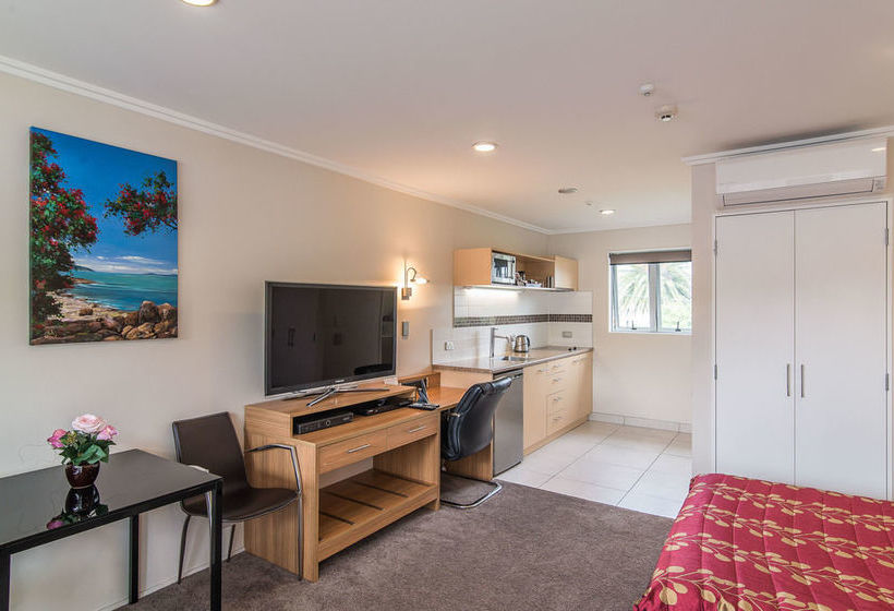 Dupont Executive Motels 6