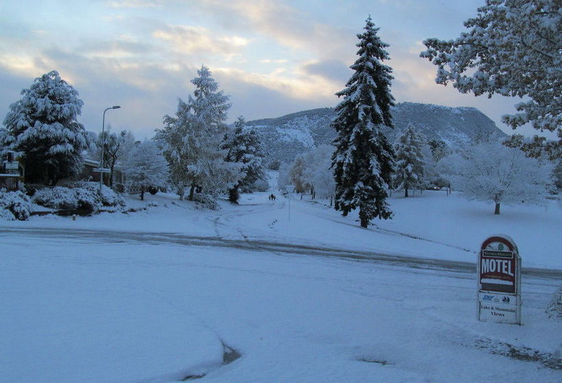 Wanaka Heights Motel 7