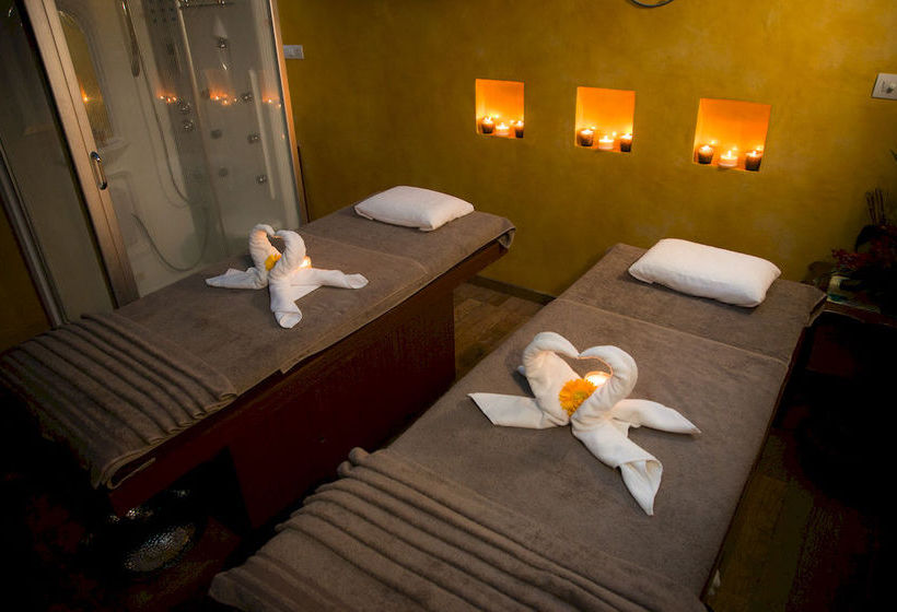 Acron Waterfront Resort 20