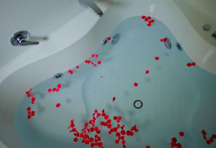 Airport Palms Motel 18