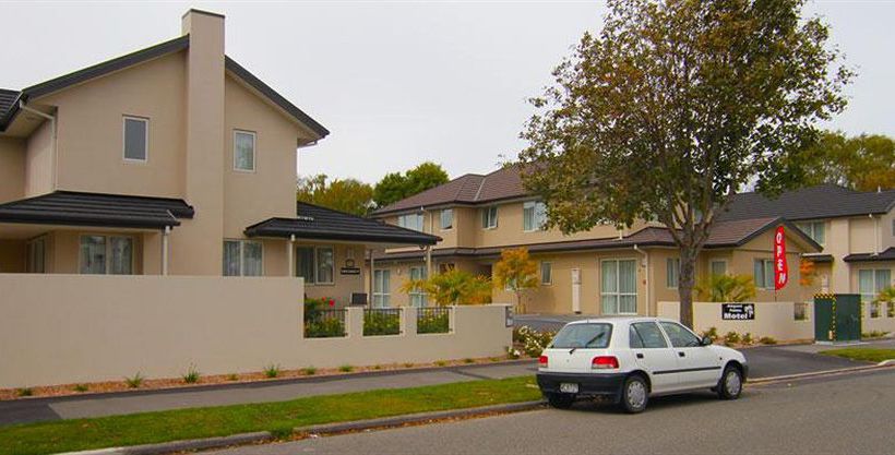 Airport Palms Motel 19