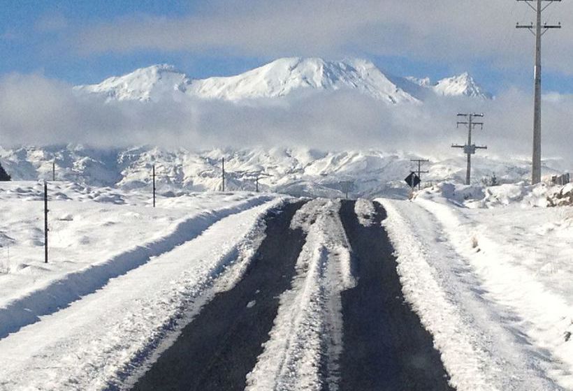 Motel Canoe Safaris Lodge 1
