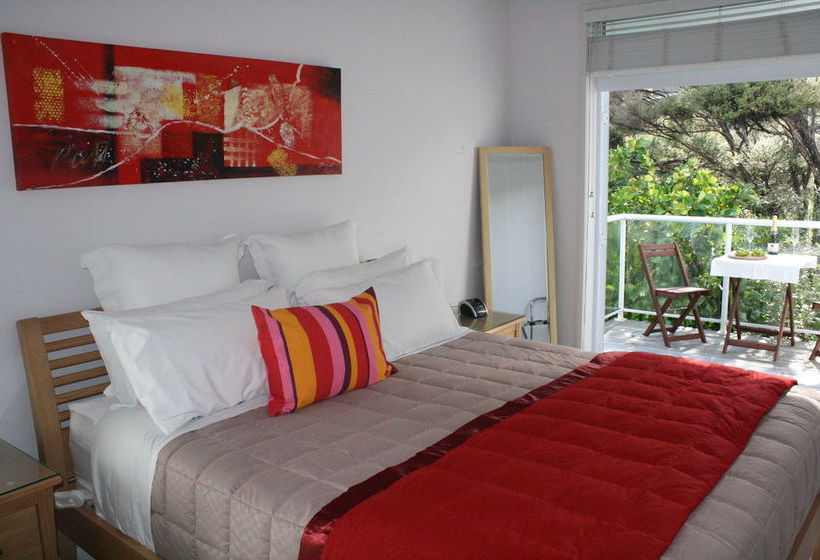 Russell View Apartments 3