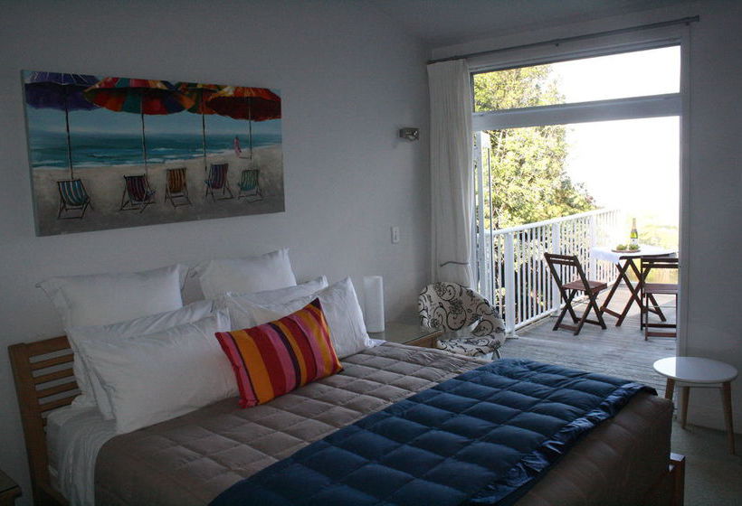 Russell View Apartments 7