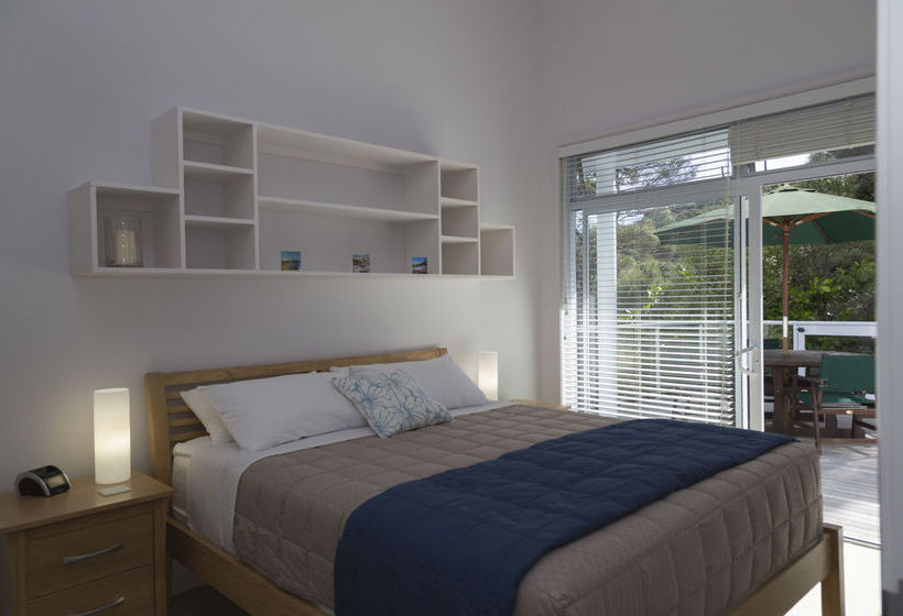 Russell View Apartments 8