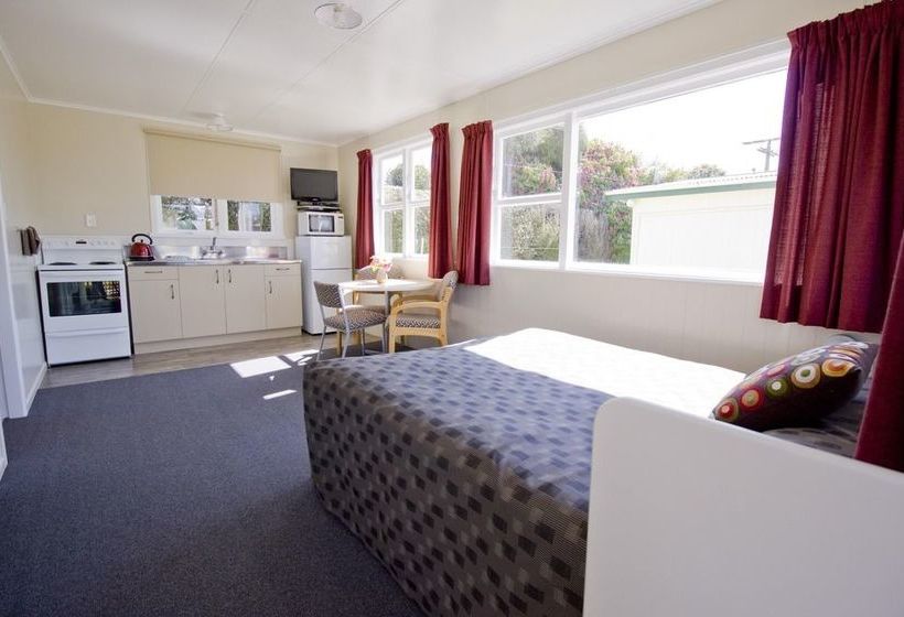 Motel All Seasons Kiwi Holiday Park Taupo 10