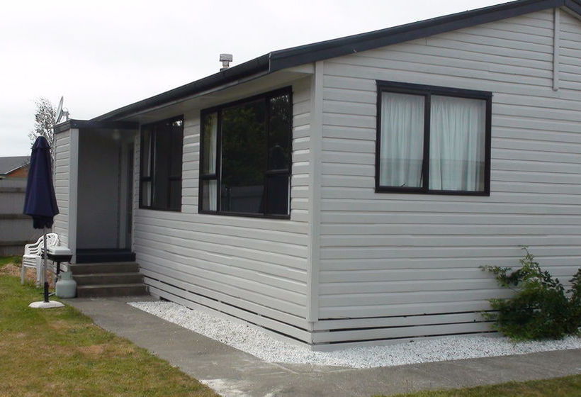 Motel Birchwood Cottages 17