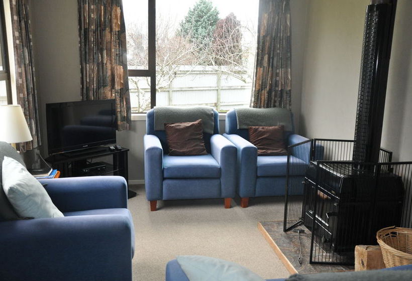 Motel Birchwood Cottages 18