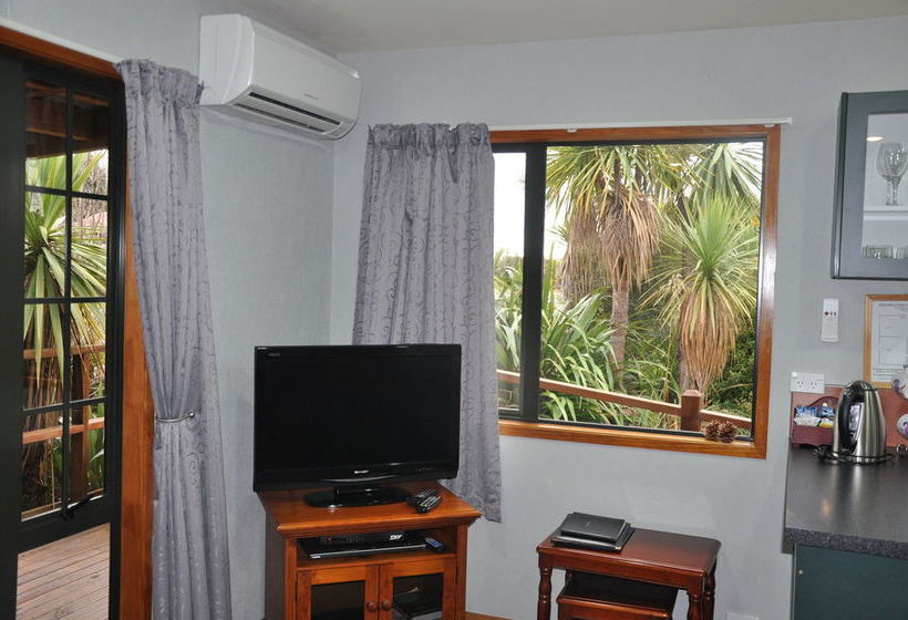 Motel Birchwood Cottages 7