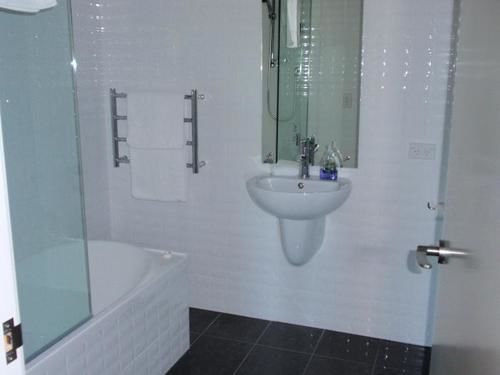 Marinaview Apartments 4