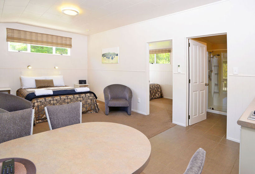 Motel Picton Top10 Holiday Park 16