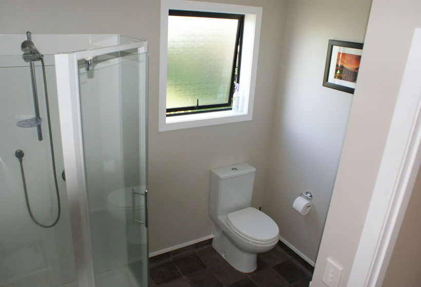 Pension 73 Milton 11