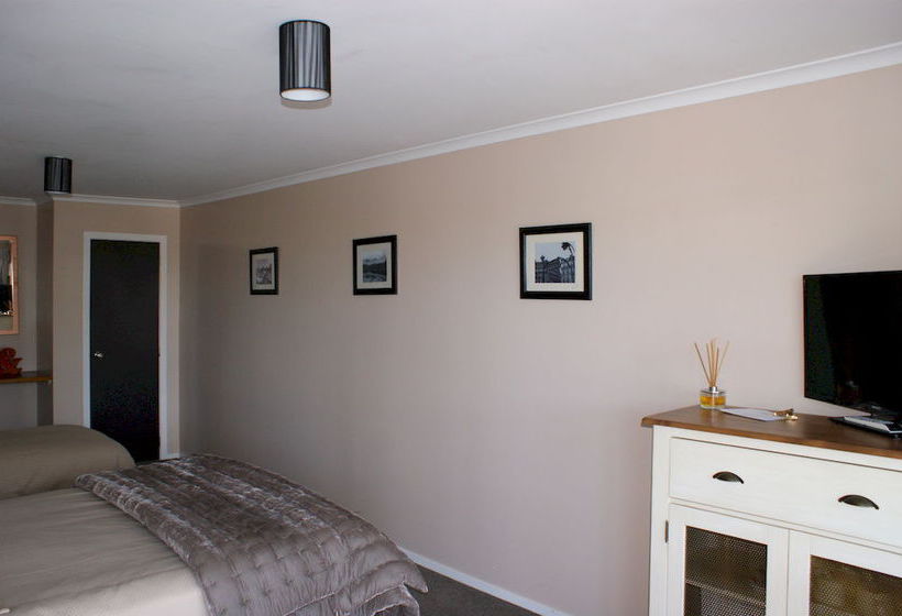 Pension 73 Milton 15